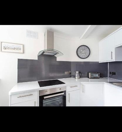 Driftwood Luxury Apartment Lyme Regis Exterior foto